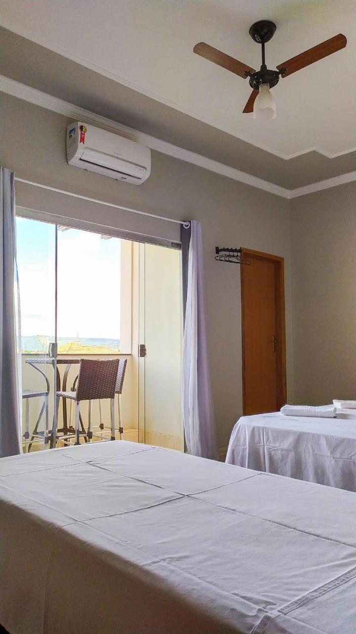 Pouso Oliveira Suites São João Batista do Glória エクステリア 写真
