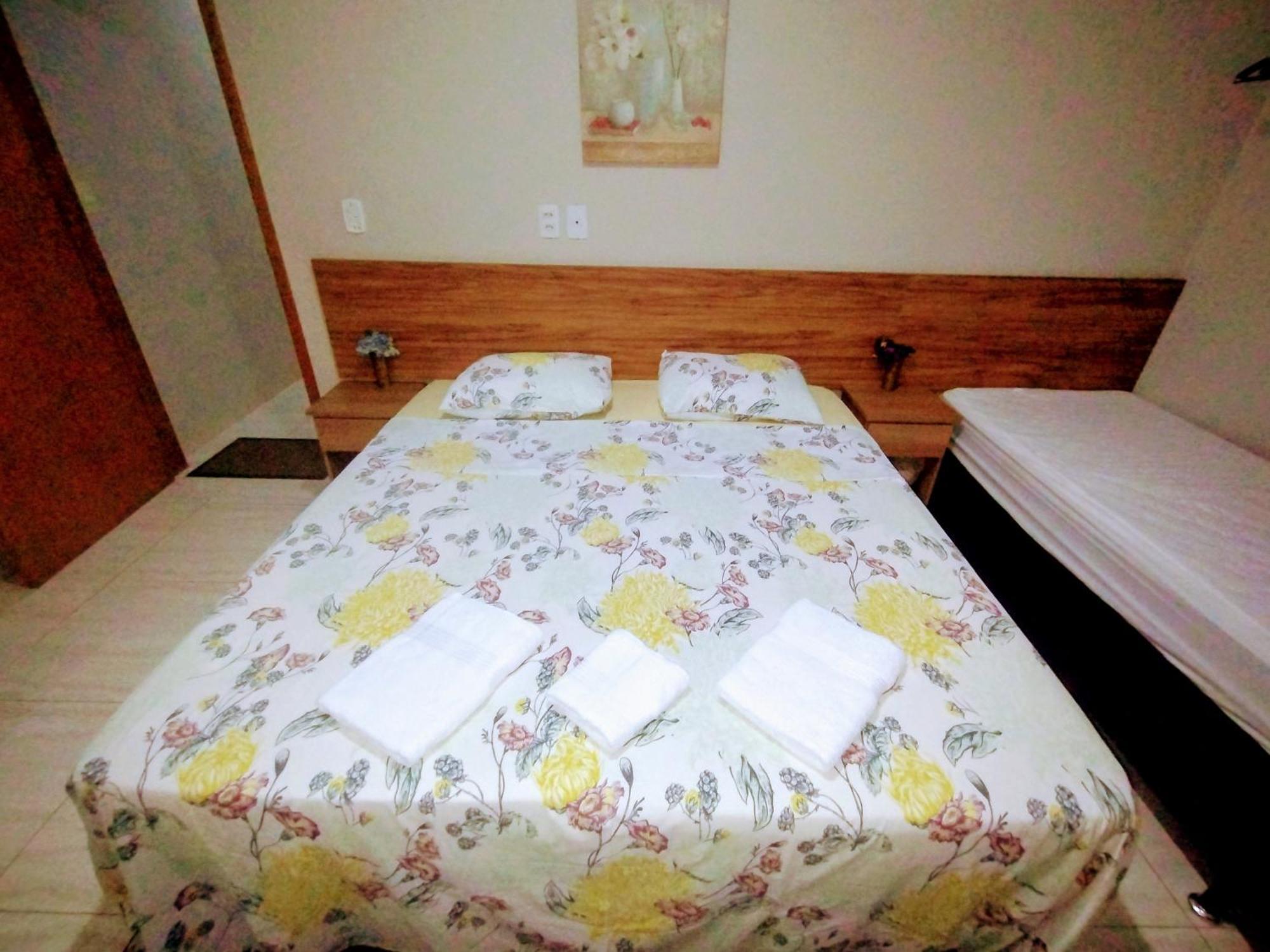 Pouso Oliveira Suites São João Batista do Glória エクステリア 写真